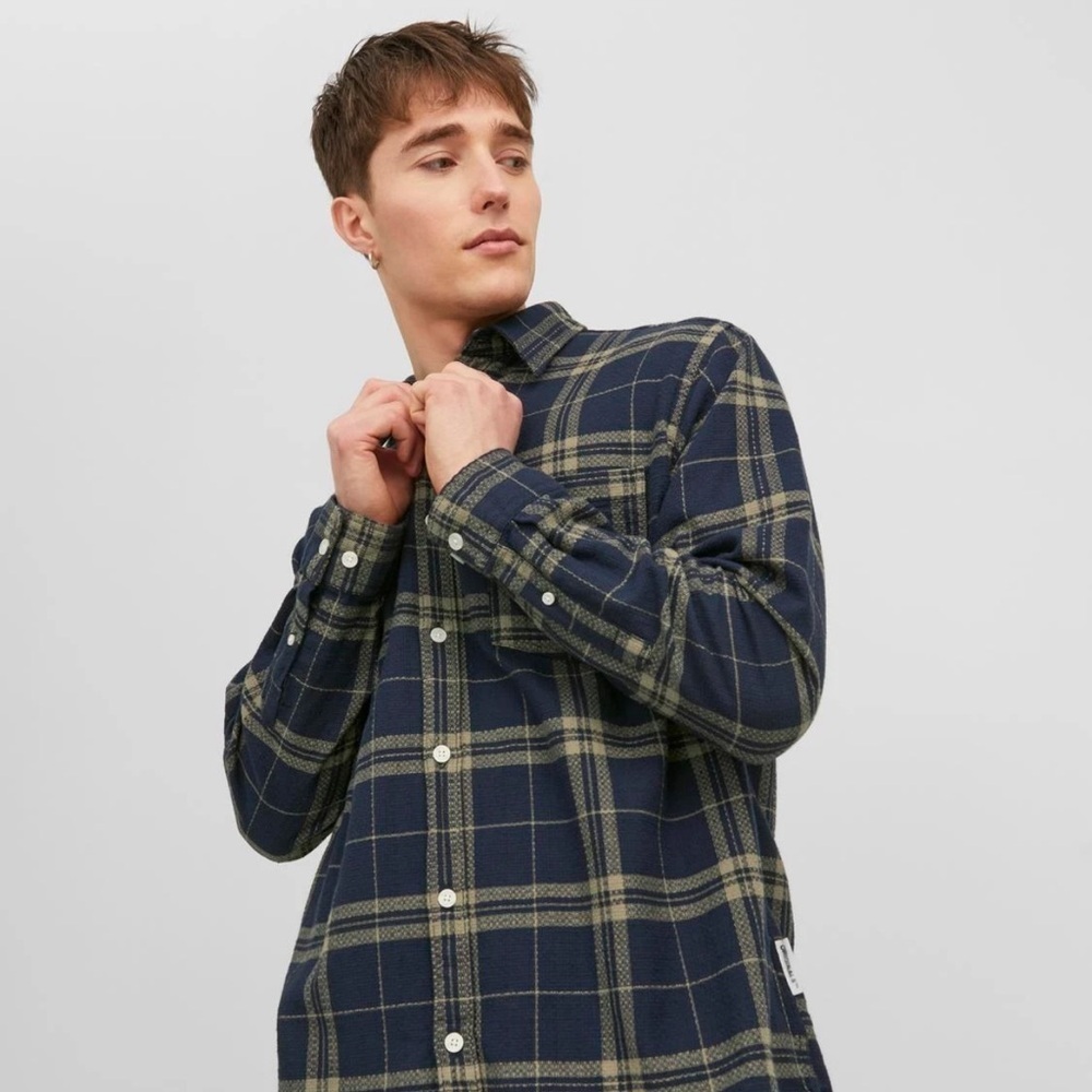 Jack & Jones Men’s Button Down Flannel Shirt